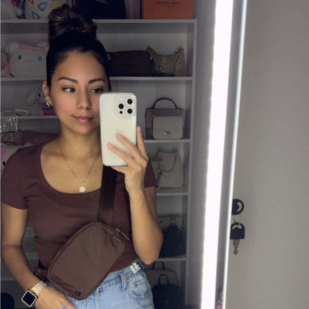 Meet your Posher, Jenni